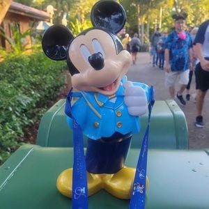 NEW Walt Disney World 50th Anniversary Celebration Mickey Mouse Popcorn Bucket!